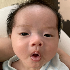 写真：赤ちゃん　だん