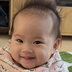 写真：赤ちゃん　こと