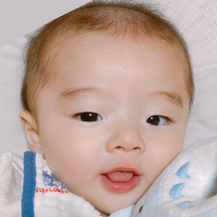 写真：赤ちゃん　アオシ