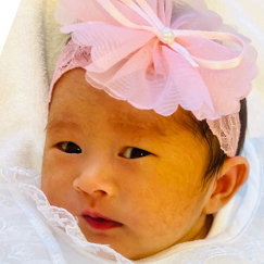 写真：赤ちゃん　やえ
