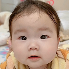 写真：赤ちゃん　るな