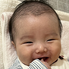 写真：赤ちゃん　ヤマト