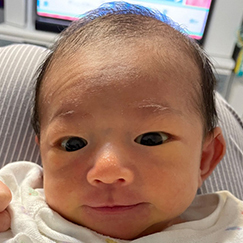 写真：赤ちゃん　せお