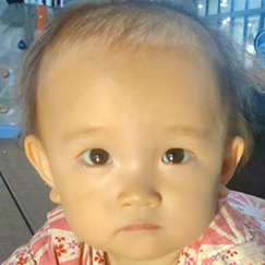写真：赤ちゃん　うき