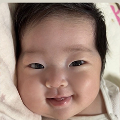 写真：赤ちゃん　しゅり