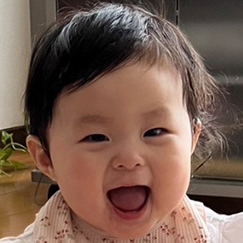 写真：赤ちゃん　ほたる