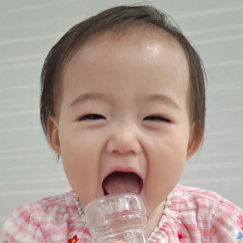 写真:赤ちゃん あすな