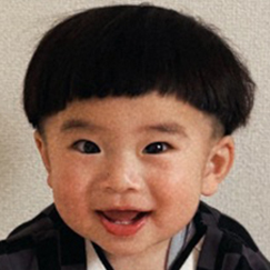 写真:赤ちゃん つい