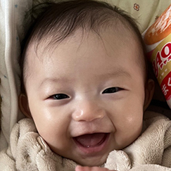写真：赤ちゃん　はいね