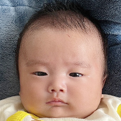 写真：赤ちゃん　じん