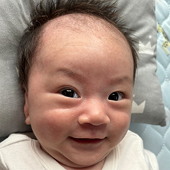 写真：赤ちゃん　さは