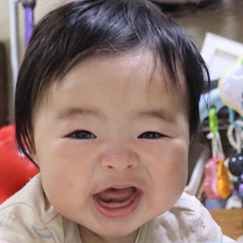 写真：赤ちゃん　さく