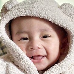 写真:赤ちゃん まいき