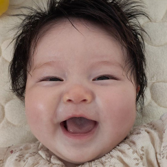 写真：赤ちゃん　あかり