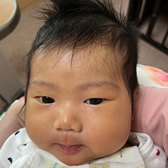 写真:赤ちゃん あき