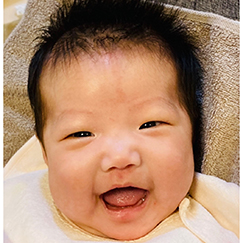 写真:赤ちゃん えいか
