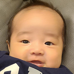 写真:赤ちゃん うた