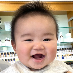 写真：赤ちゃん　ちひろ