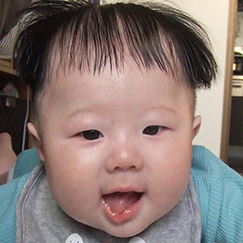 写真:赤ちゃん さくと