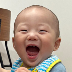 写真：赤ちゃん　とよひろ