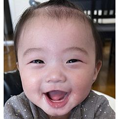 写真:赤ちゃん にか