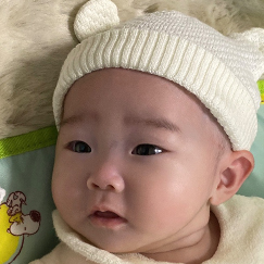 写真:赤ちゃん ここな