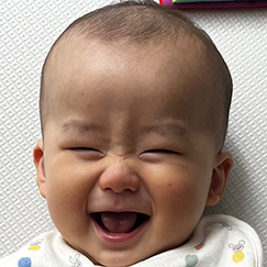 写真:赤ちゃん さくと