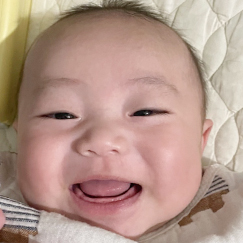 写真:赤ちゃん せな