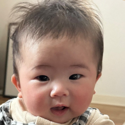 写真:赤ちゃん みくり