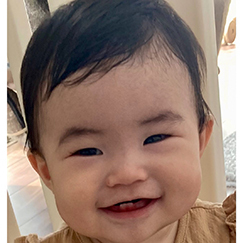 写真:赤ちゃん せな