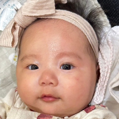 写真:赤ちゃん まなか