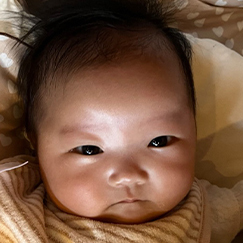 写真:赤ちゃん せな