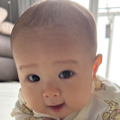 写真:赤ちゃん なぎと