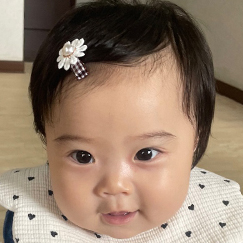 写真：赤ちゃん　ひまり