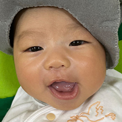 写真:赤ちゃん あすな
