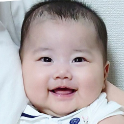 写真:赤ちゃん すみれ