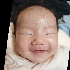 写真：赤ちゃん　ましろ
