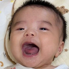 写真：赤ちゃん　りお