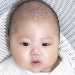 写真:赤ちゃん あお
