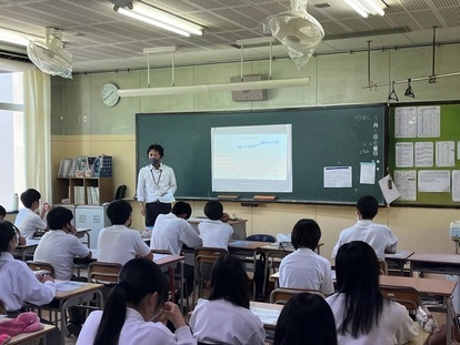 写真:東住吉総合高校