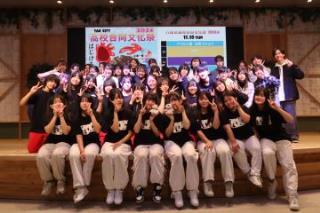 写真：光町スクエア出演者全員の記念撮影