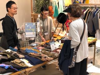 写真:物々交換会の様子