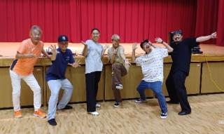 写真：NPO法人カルティベイトによるダンス指導の様子1