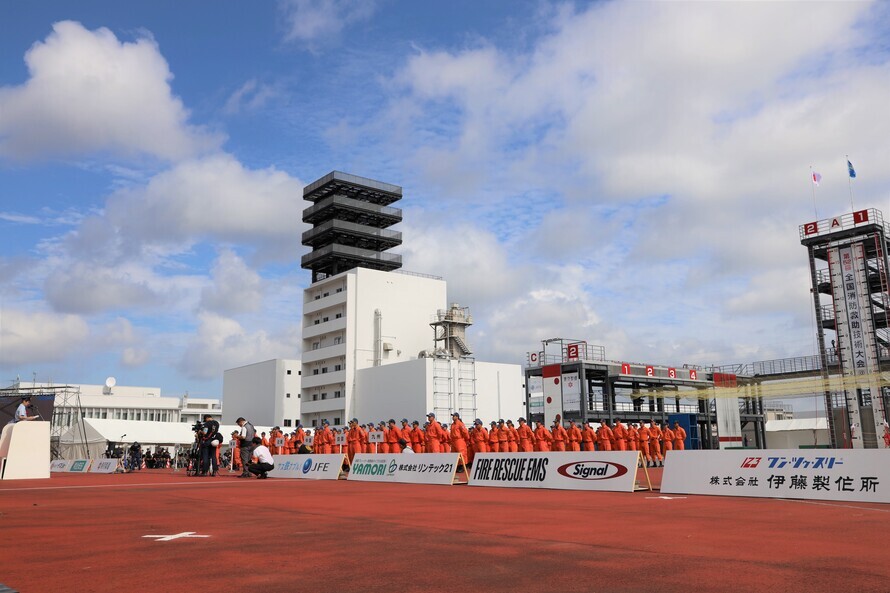 写真:開会式