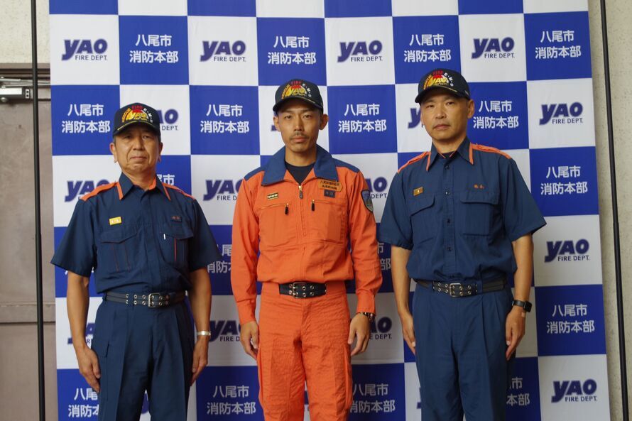 写真:消防長、派遣職員、消防署長
