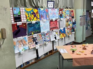 写真：美術部の展示4