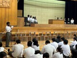 写真：立会演説会の様子1