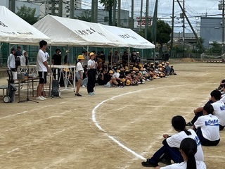 写真：小学生からの挨拶