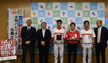 写真：大松市長　イベントでの様子