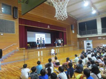 写真：児童集会